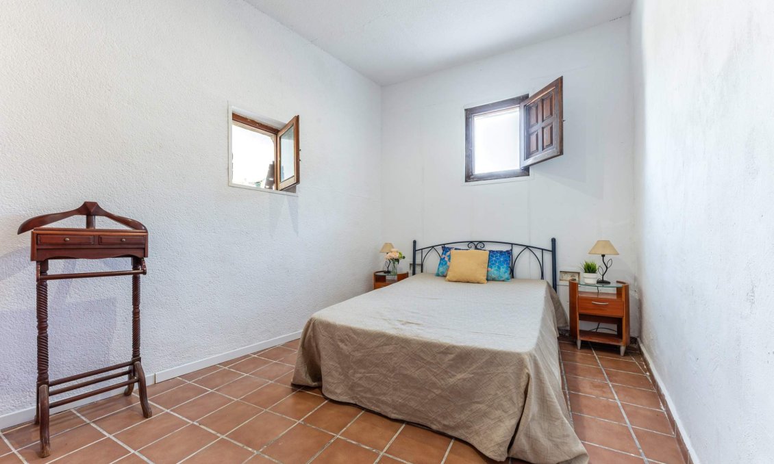 Segunda mano - Villa -
El Campello - Pueblo Acantilado - Lanuza