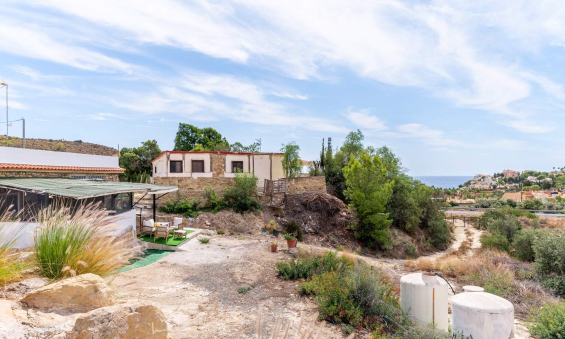 Segunda mano - Villa -
El Campello - Pueblo Acantilado - Lanuza