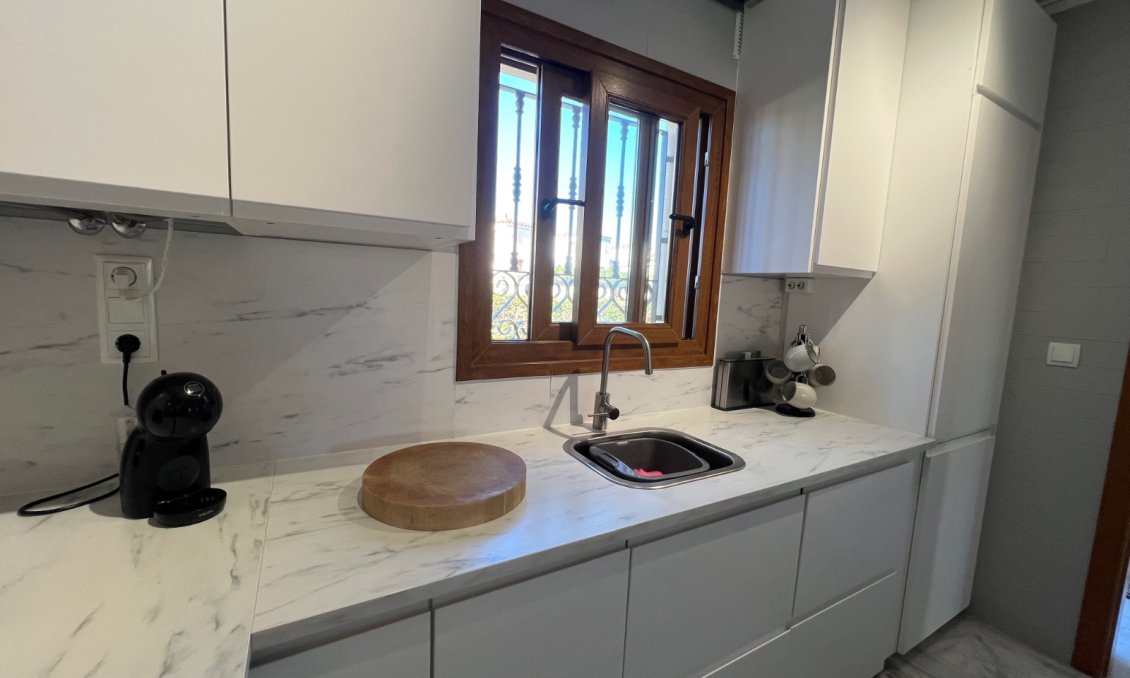 Segunda mano - Bungalow -
Algorfa - Inland