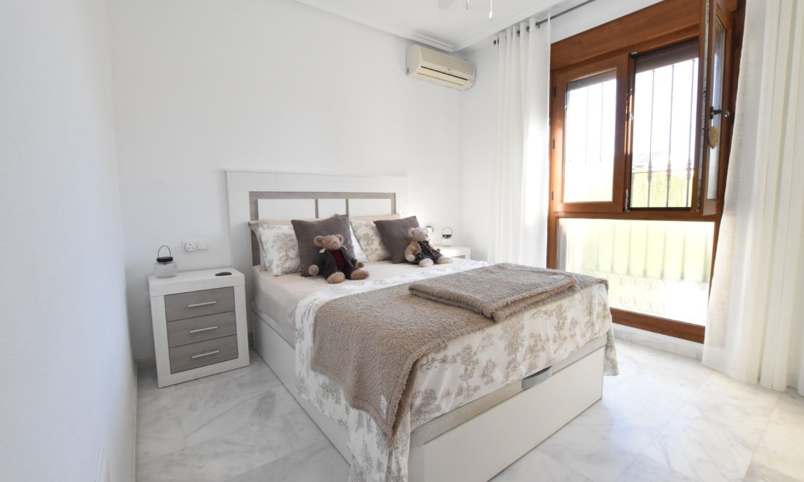 Segunda mano - Bungalow -
Algorfa - Inland