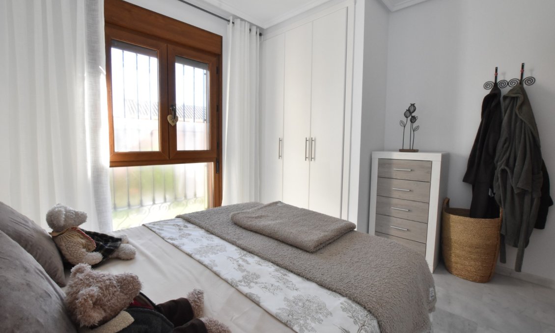 Segunda mano - Bungalow -
Algorfa - Inland