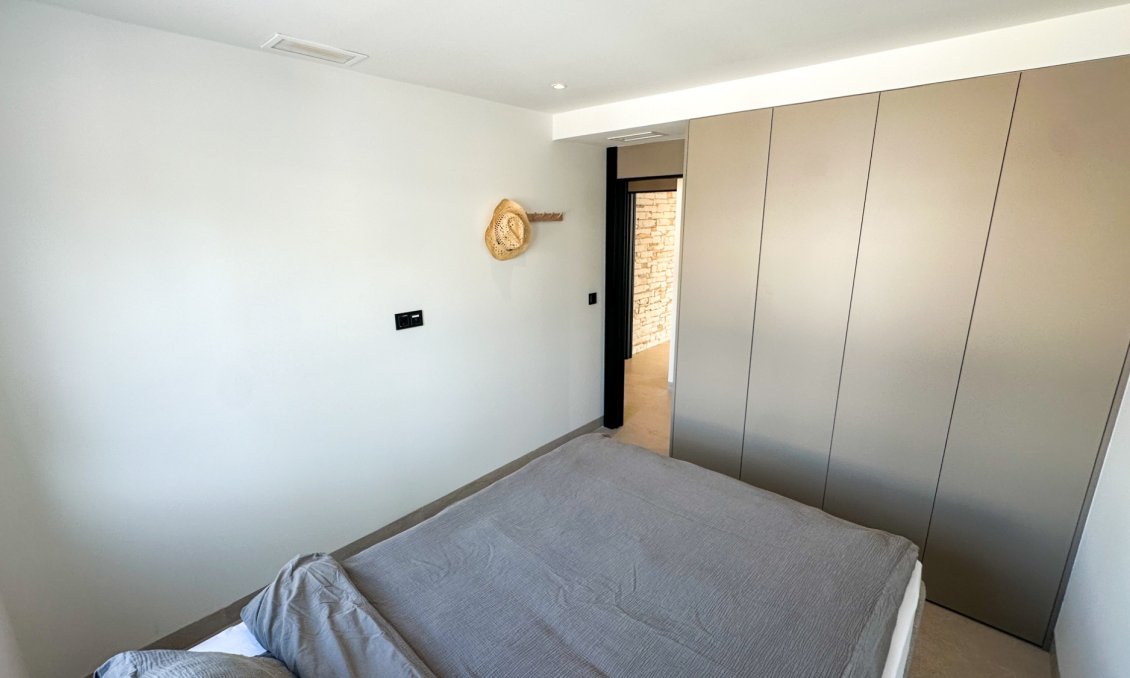Segunda mano - Villa -
Orihuela - Inland