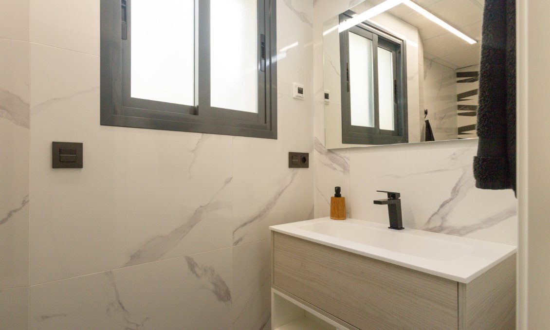 Segunda mano - Apartamento -
Torrevieja - Costa Blanca